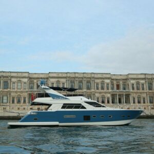 İstanbul Boğazı’nda 1,5 Saatlik Özel Tekne Turu