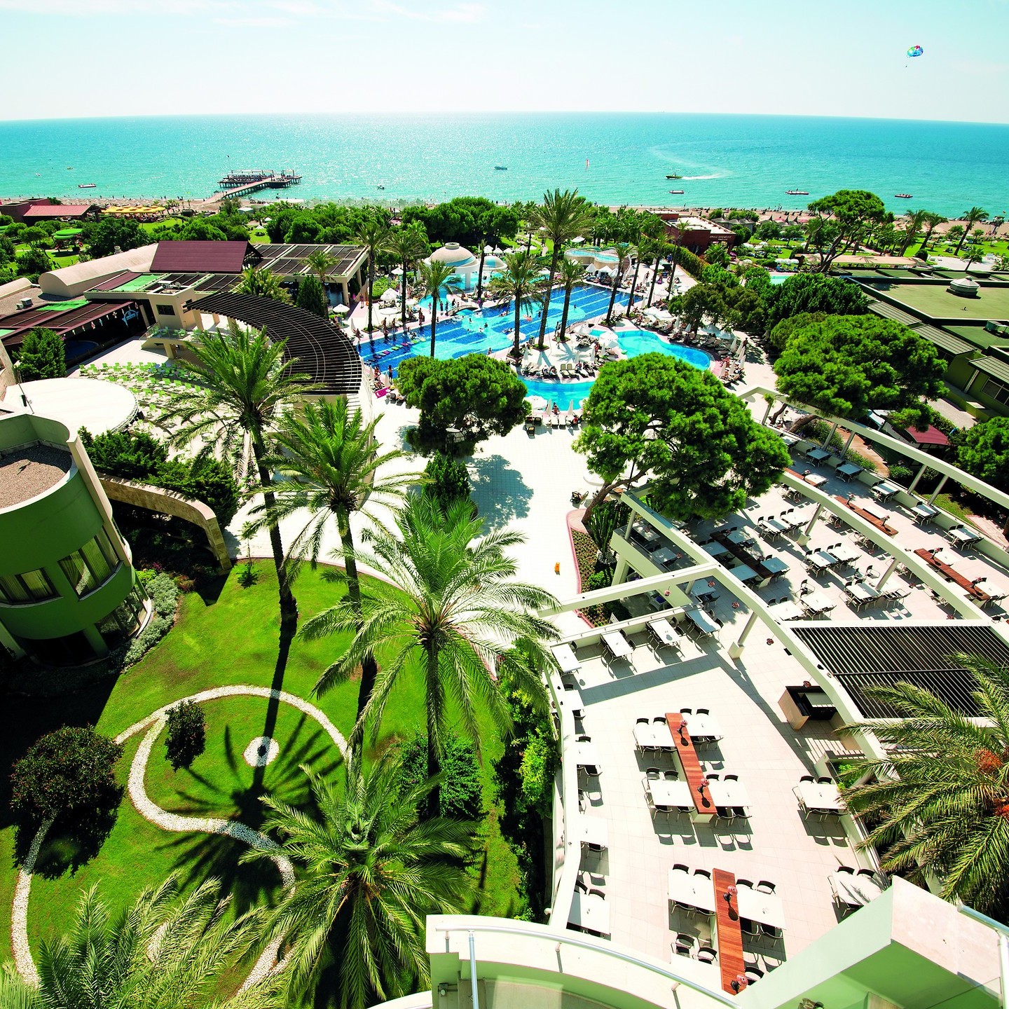Limak Atlantis Deluxe Hotel & Resort 5 Gece 2 Kişi Ultra Herşey Dahil